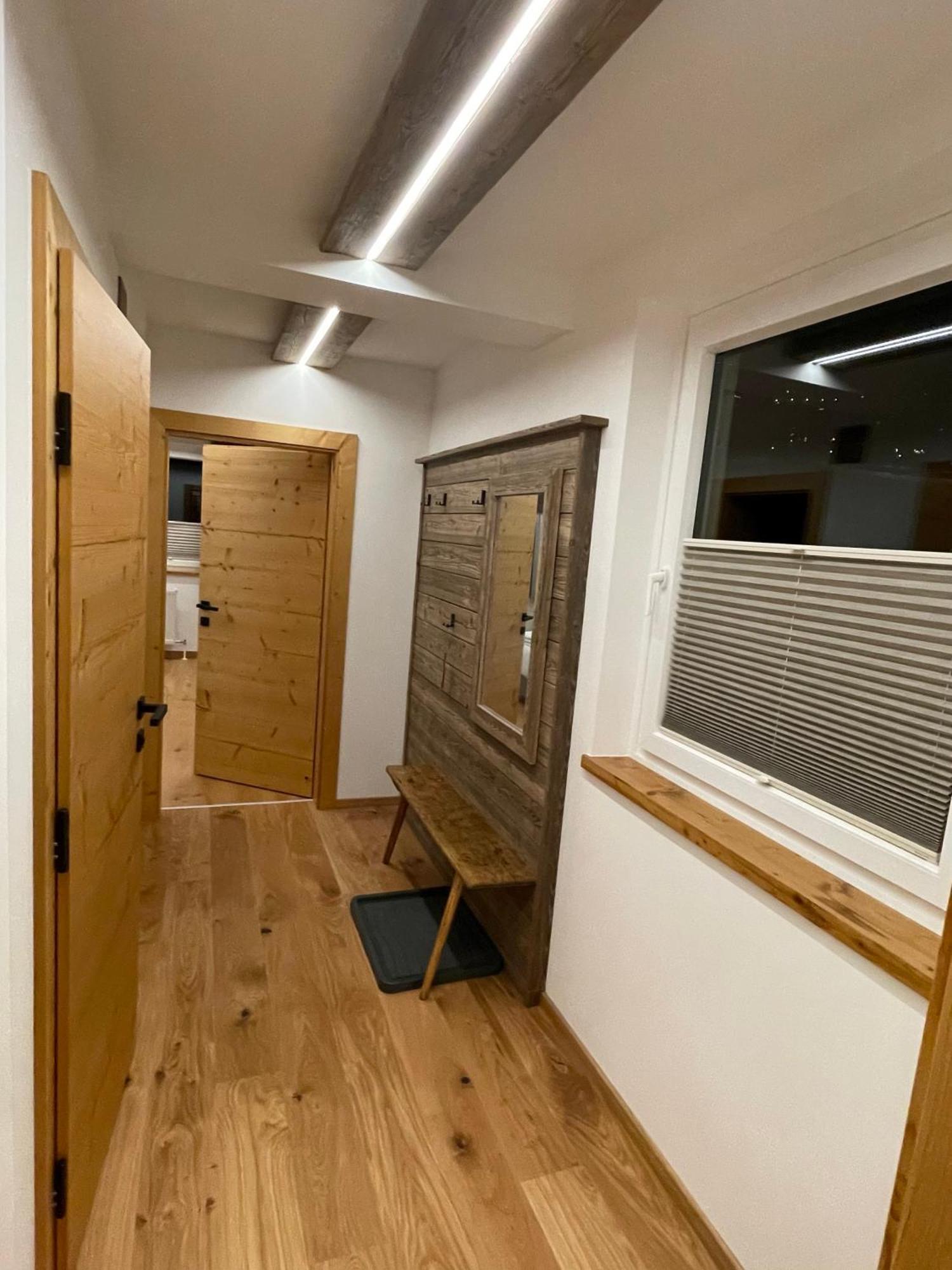 Pension Und Apartment Edelweiss Heiligenblut Exteriör bild