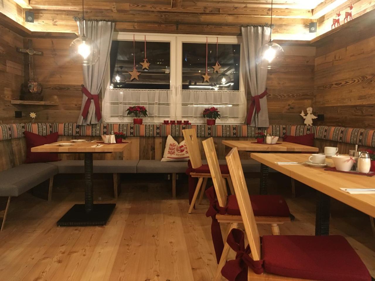 Pension Und Apartment Edelweiss Heiligenblut Exteriör bild