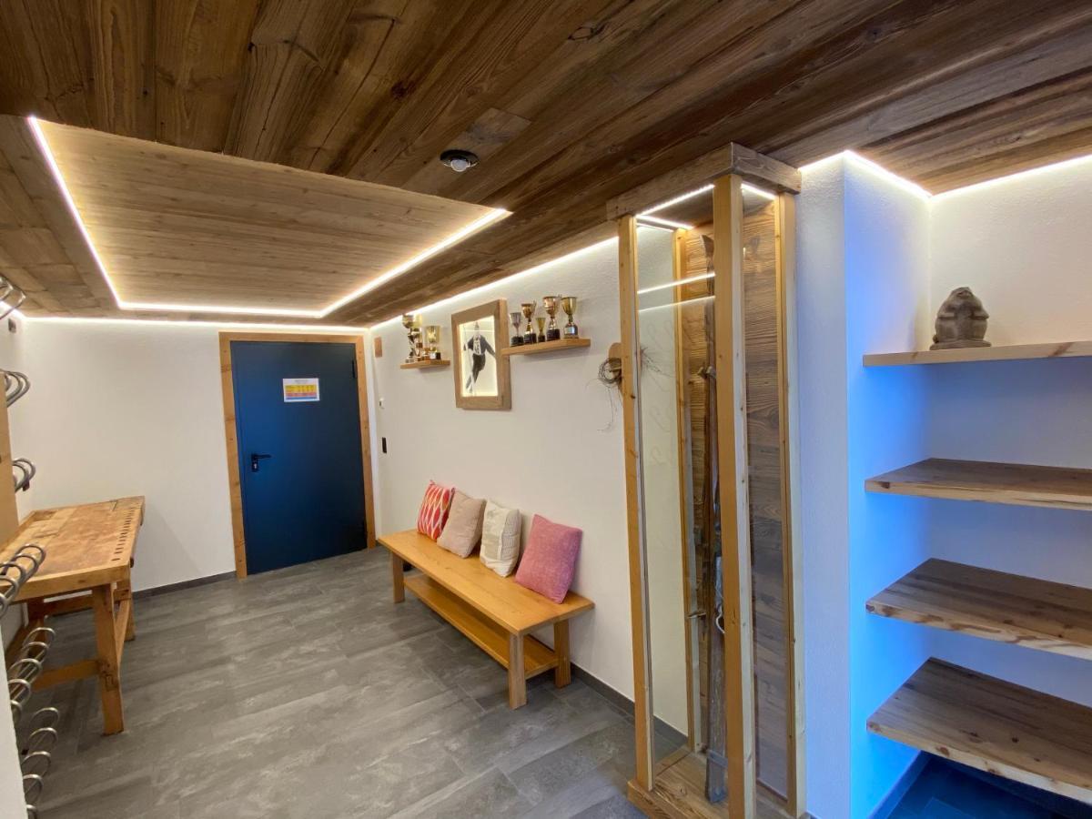 Pension Und Apartment Edelweiss Heiligenblut Exteriör bild